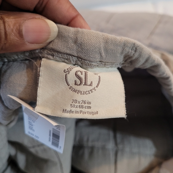 NWT Southern Living pair of quilted Grey standard textured pillow cases - Picture 12 of 13